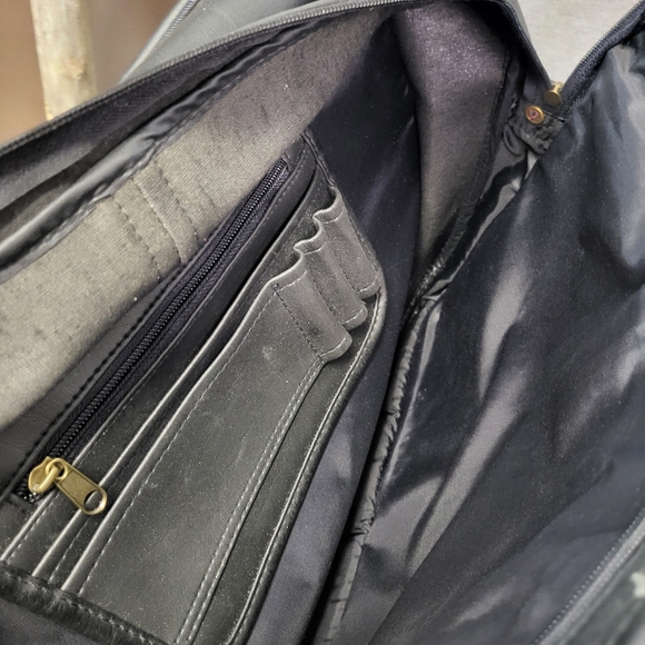 Black leather attache case, briefcase, computer bag - Picture 3 of 3